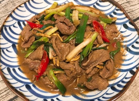 炒牛肉料理